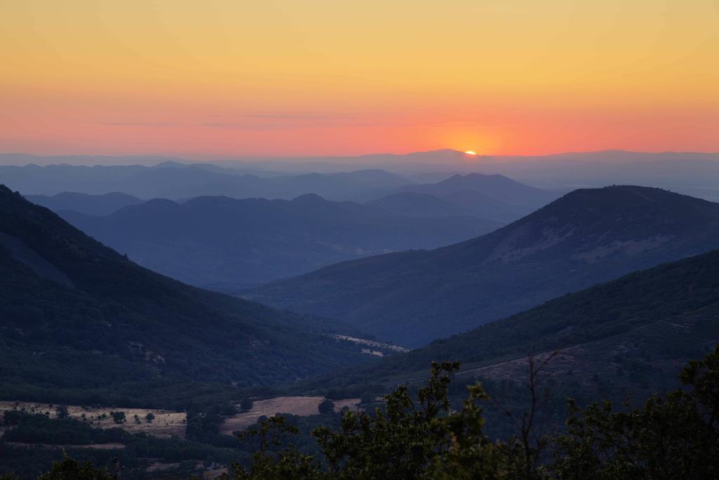 Las Lucias, Experiencias De Ecoturismo Navatrasierra 外观 照片